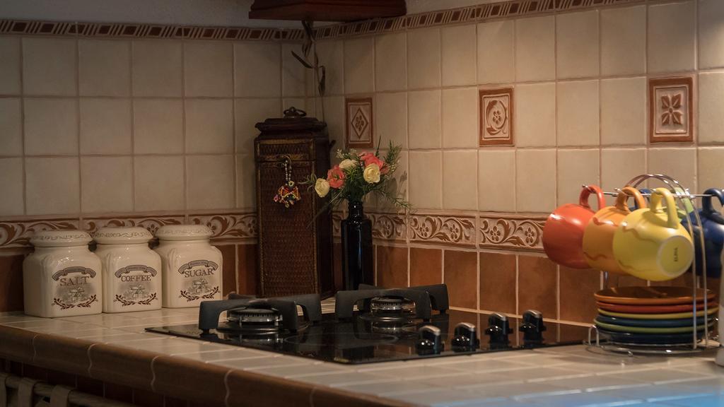 Отель Nika Catrnja Экстерьер фото